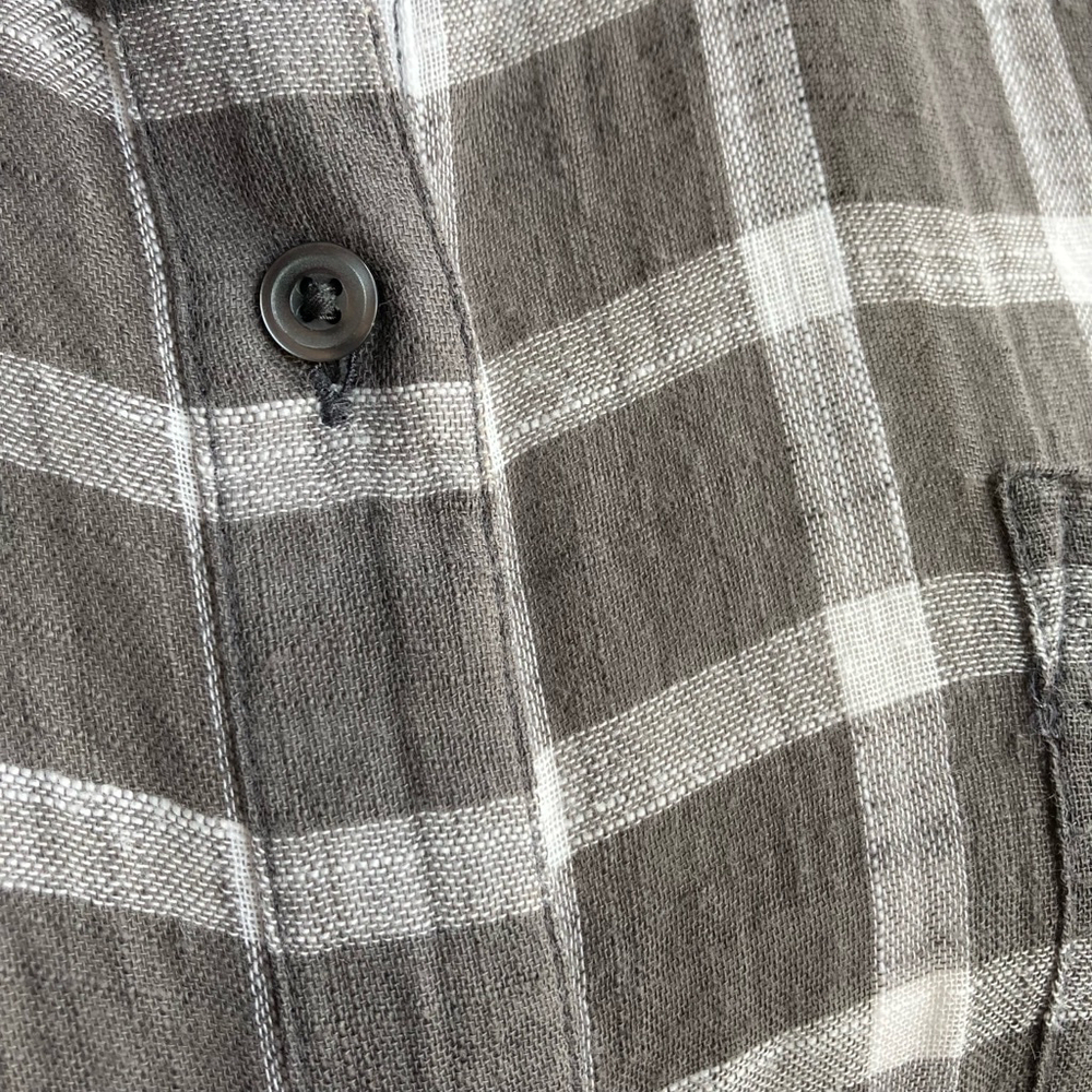 Women's Lucky Brand Plaid Button-Down Shirt Size M Gray & White - Picture 14 of 15